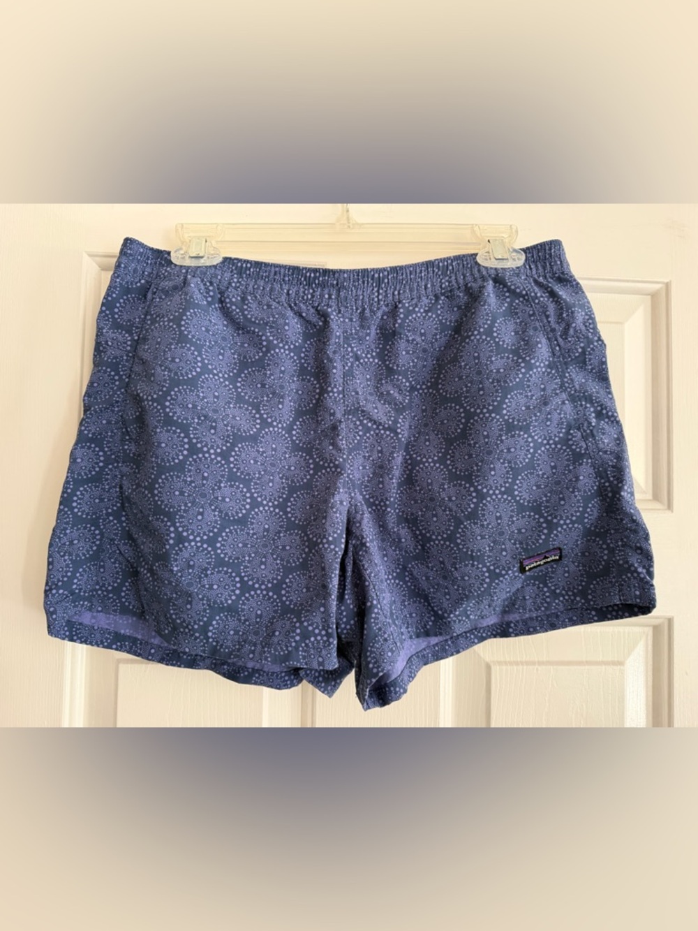 Patagonia Women's Navy Floral-Dot Elastic-Waist Athletic Shorts